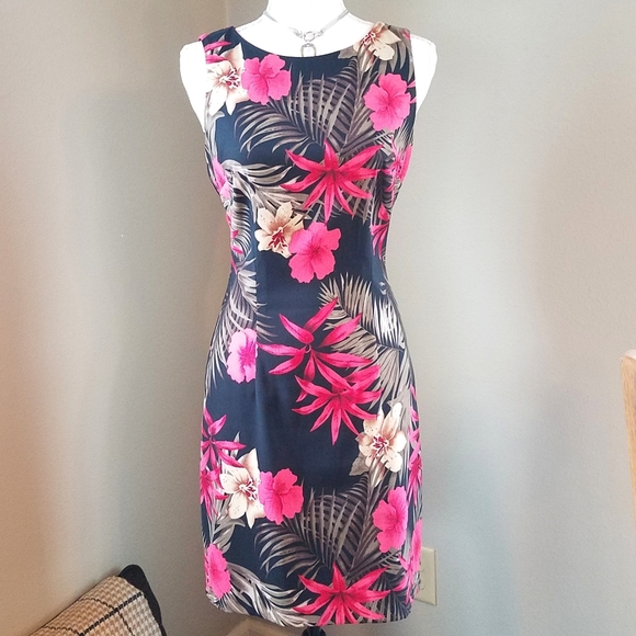 AGB Floral Dress - Size 6 (EUC) - Picture 7 of 8